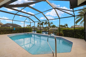 Solar-heated pool home on gulf-access canal with great views - Villa Delieta